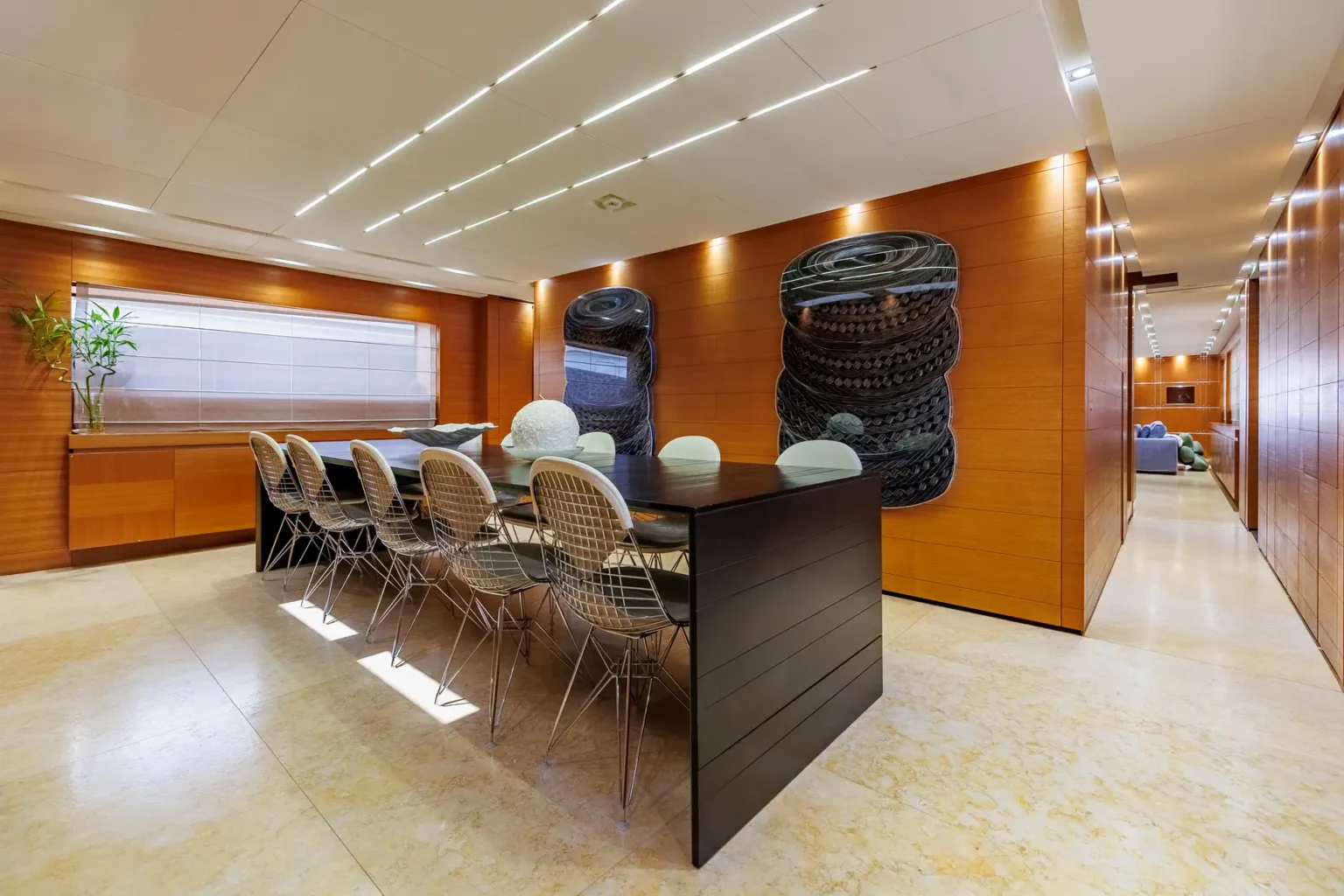 Φωτογράφιση Yacht τραπεζαρια